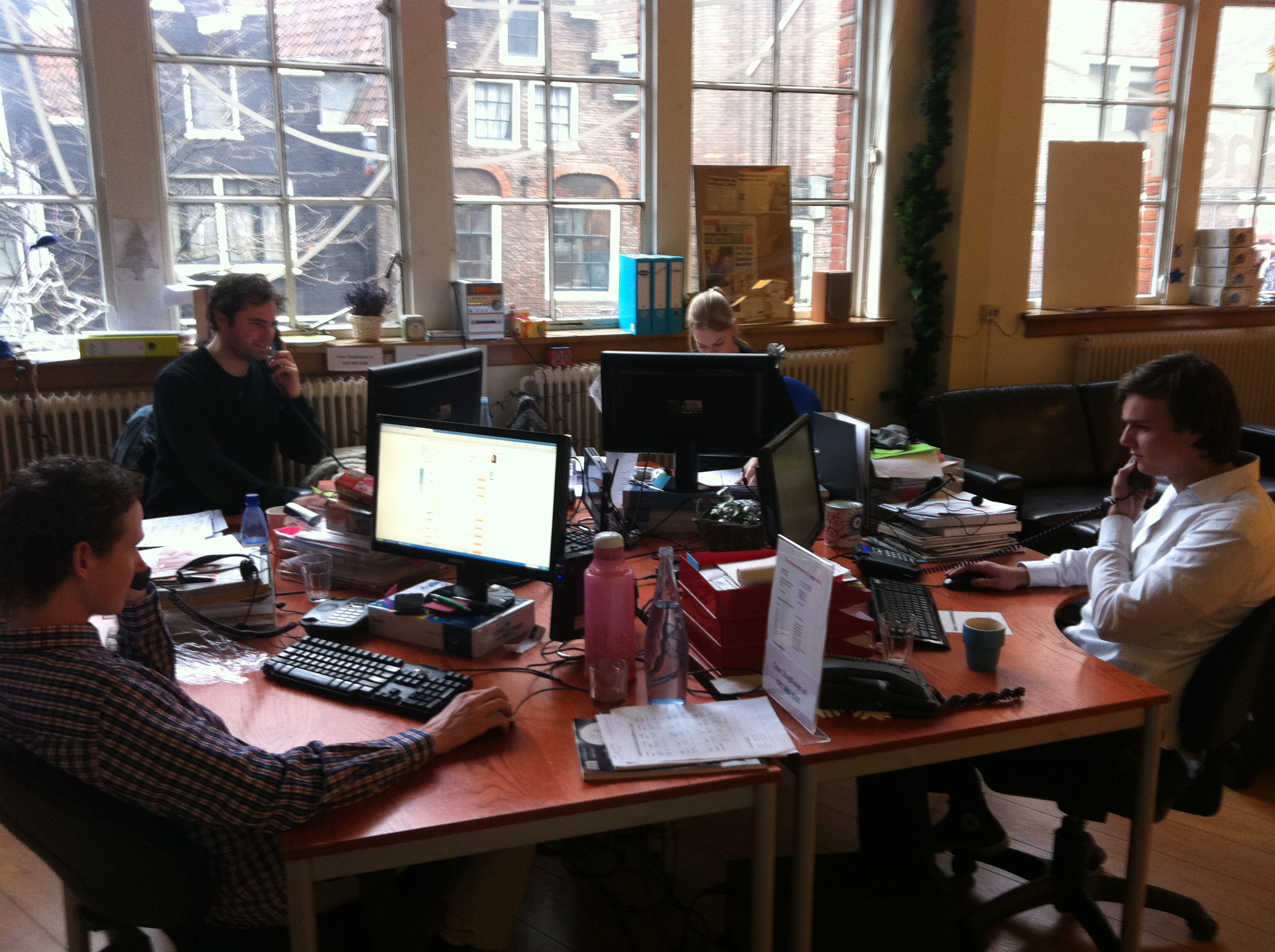 topdrukte in callcenter zorgkiezer.nl we helpen met lastminute overstappen zorgverzekering